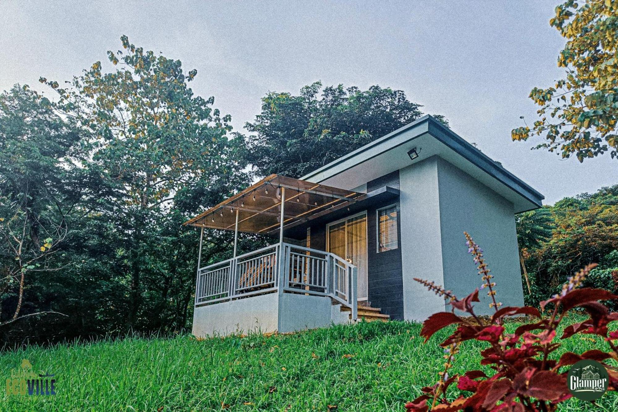 Caliraya Ecoville Recreation And Farm Resort Cavinti Esterno foto