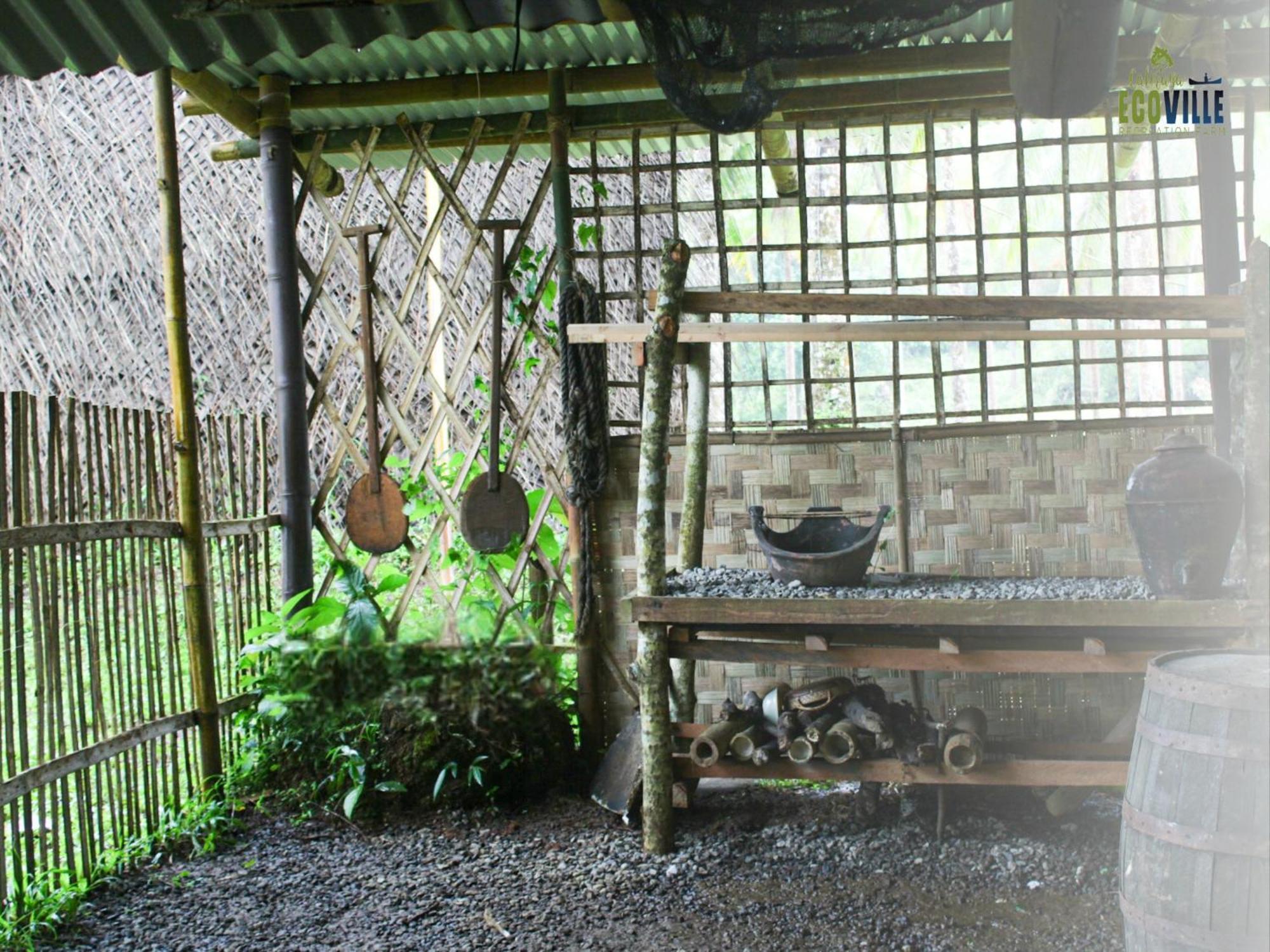 Caliraya Ecoville Recreation And Farm Resort Cavinti Esterno foto