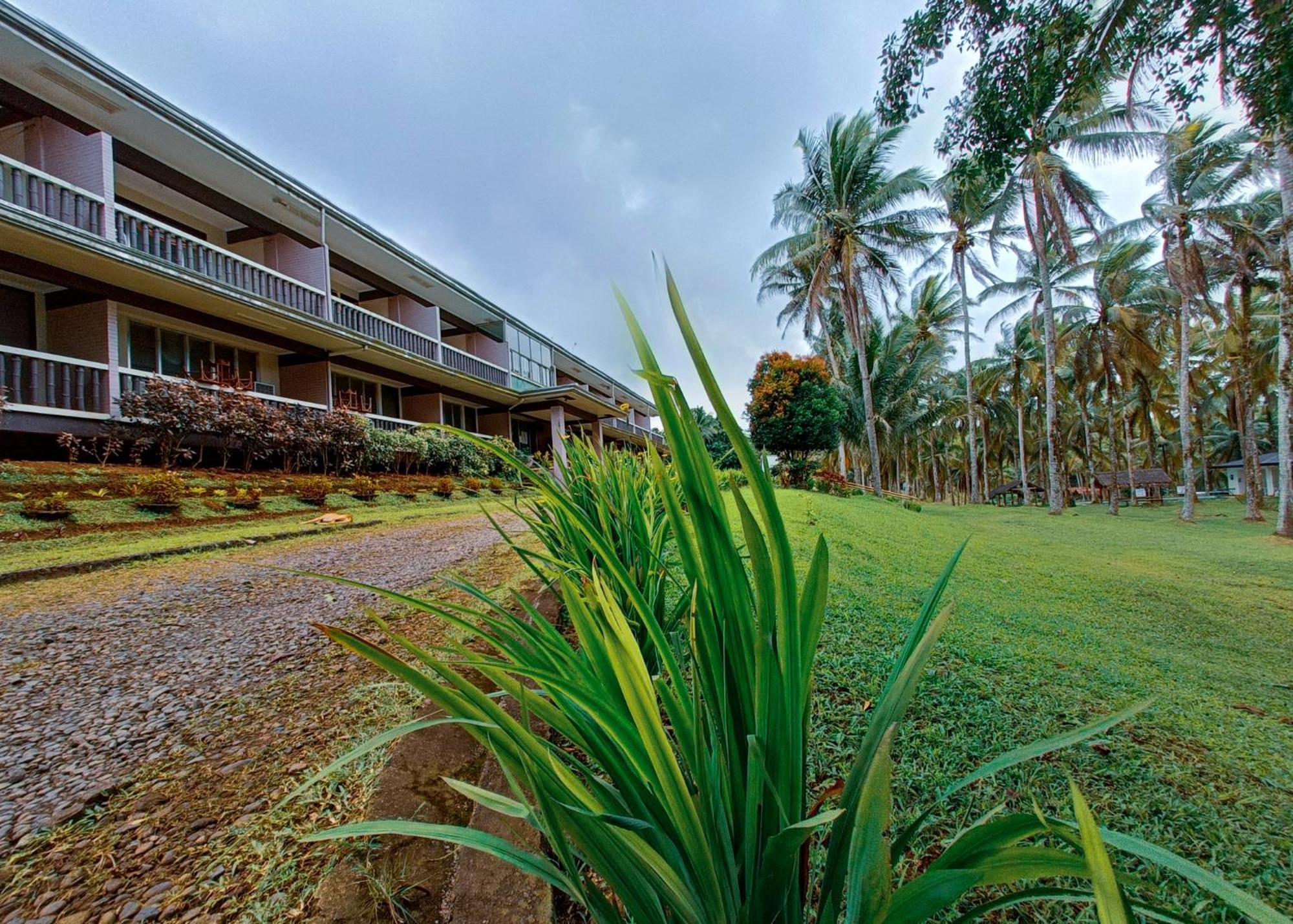 Caliraya Ecoville Recreation And Farm Resort Cavinti Esterno foto